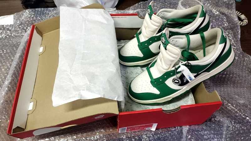 Nike Dunk Low SE Lottery Pack Malachite Green SASOM