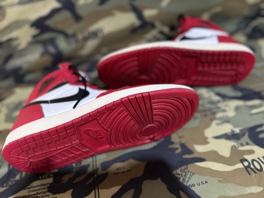 Buy & Sell Jordan 1 Retro High OG Chicago 2015 | SASOM Buy & Sell Jordan 1 Retro High OG Chicago 2015 | SASOM