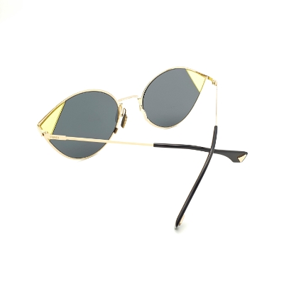 Fendi Cat Eye Sunglasses In Gold Metal Frame With Yellow  display picture 1