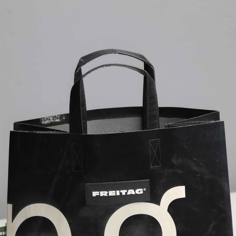 FREITAG F52 MIAMI VICE トートバッグ ブラック Amazon.co.jp: FREITAG フライターグ F52 MIAMI VICE トート