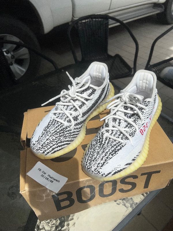 yeezy boost 350 v2 zebra size 5