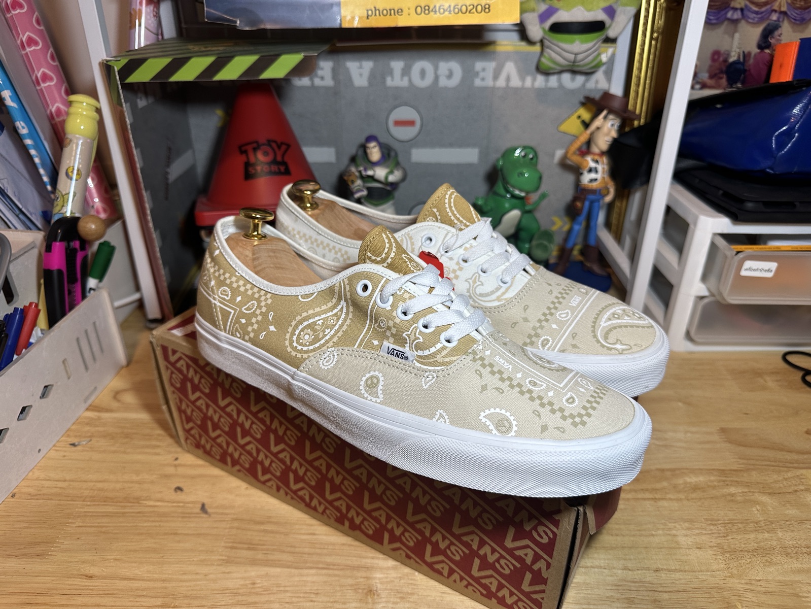靴 VANS AUTHENTIC PAISLEY PEACE TRUE WHITE セール】VANS/ヴァンズ AUTHENTIC Peace Paisley