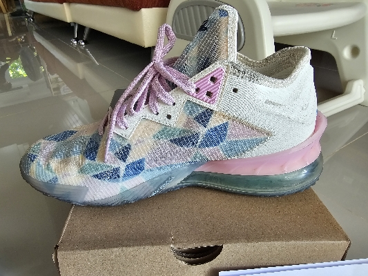 lebron 18 low atmos cherry