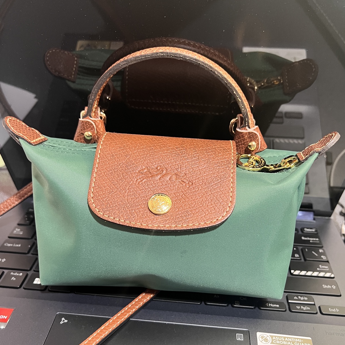 Longchamp Le Pliage Original Pouch With Handle In Recycled
