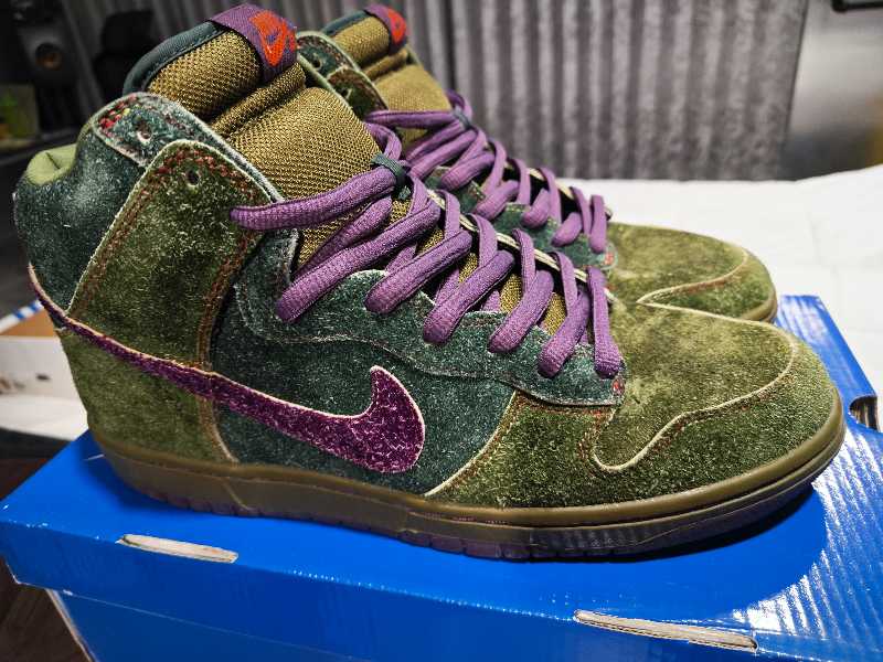 Buy & Sell Nike SB Dunk High Skunk 420 | 100% Authentic Buy & Sell Nike SB Dunk High Skunk 420 | 100% Authentic