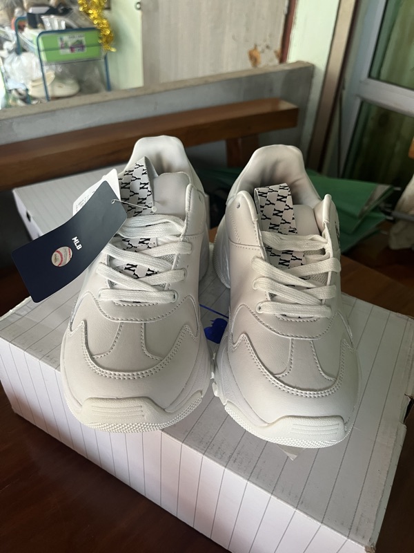 MLB■Big Ball Chunky Windows Monogram■送料込 MLB BigBall Chunky Window Monogram New York Yankees Sneakers