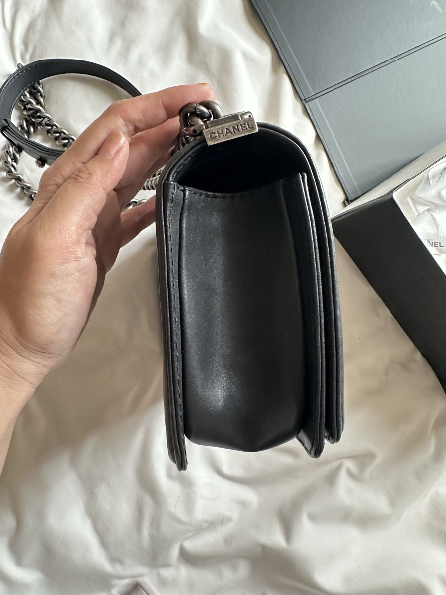 Chanel Boy Chanel Handbag Shop Authentic at SASOM