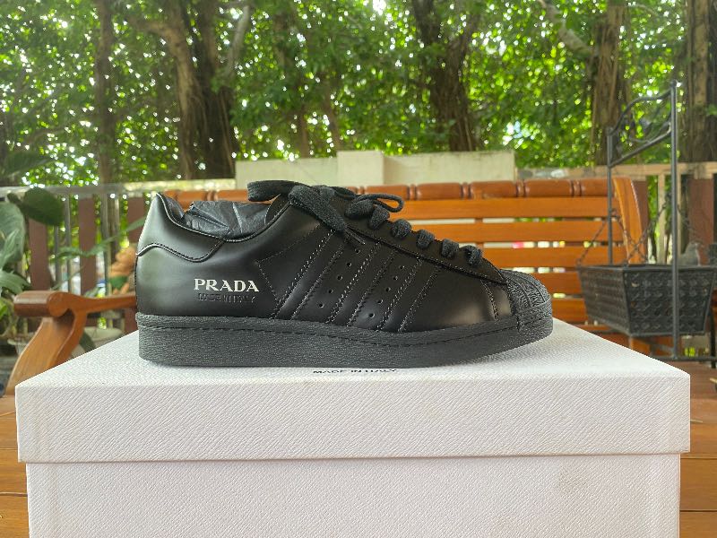 prada superstar black