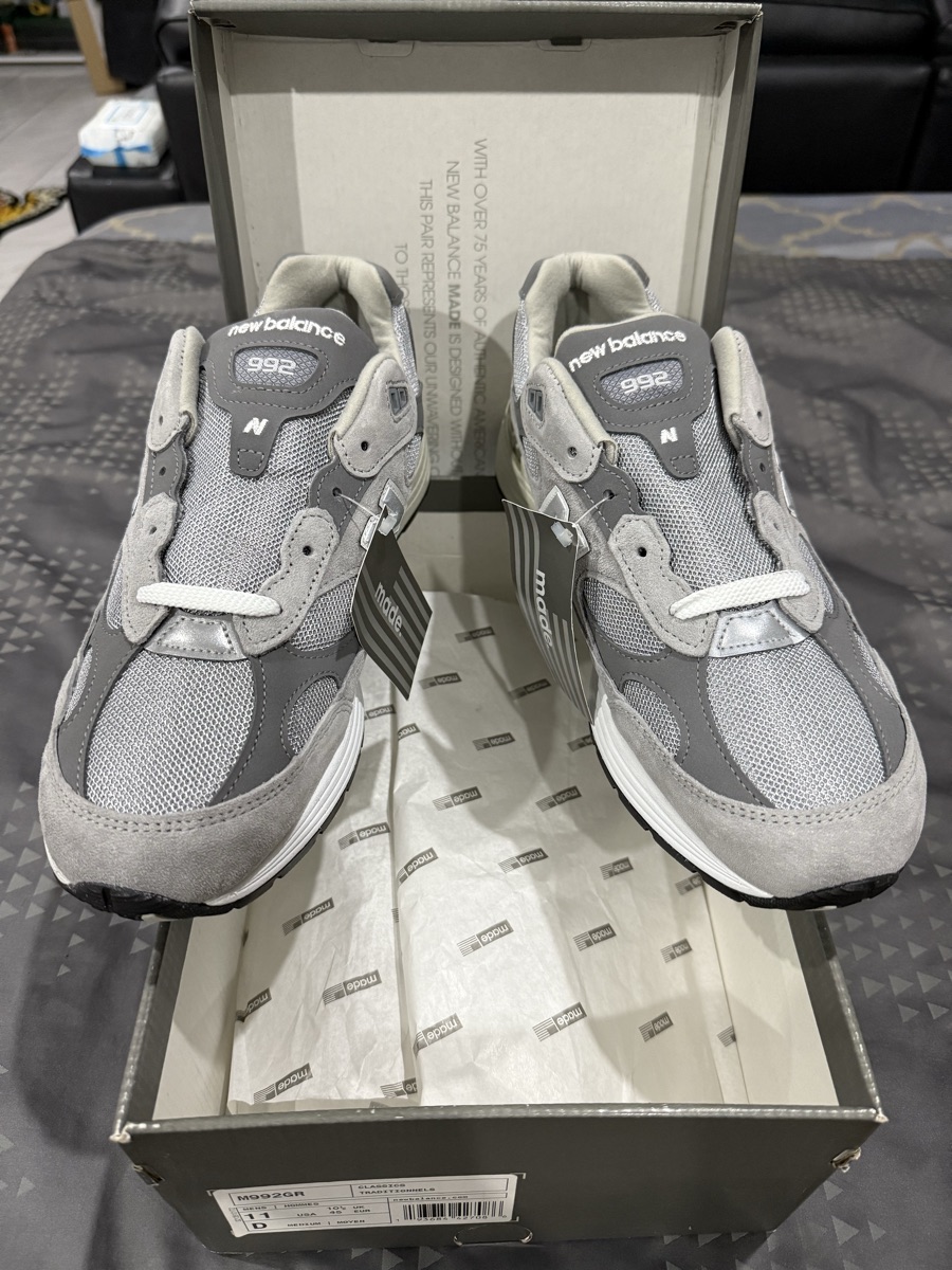 Grey New Balance 9990 Buy Sell New Balance 992 GR Grey 100% Authentic - Main Image