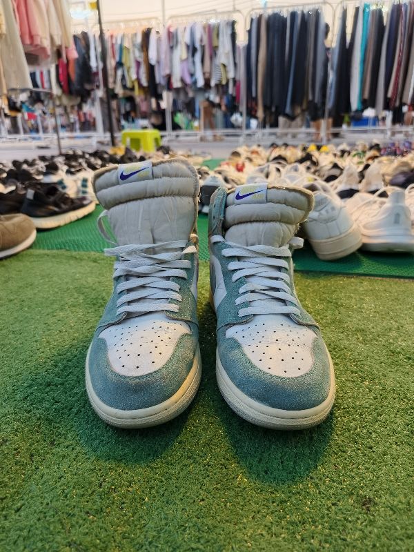 jordan 1 turbo green vs hyper royal