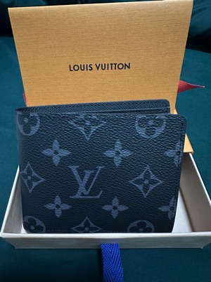 LOUIS VUITTON M61695 MULTIPLE WALLET MONOGRAM ECLIPSE WALLET, Luxury, Bags  & Wallets on Carousell