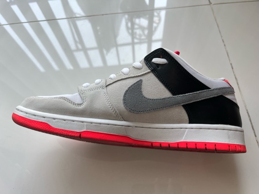 infrared dunk low