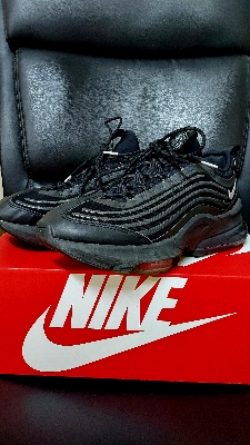 nike airmax zm950 black