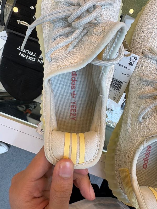 yeezy boost yarn light