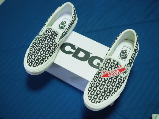 comme des garcons slip on