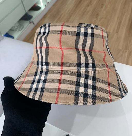 Buy Burberry Check Cotton Bucket Hat Archive Beige | SASOM display picture 3