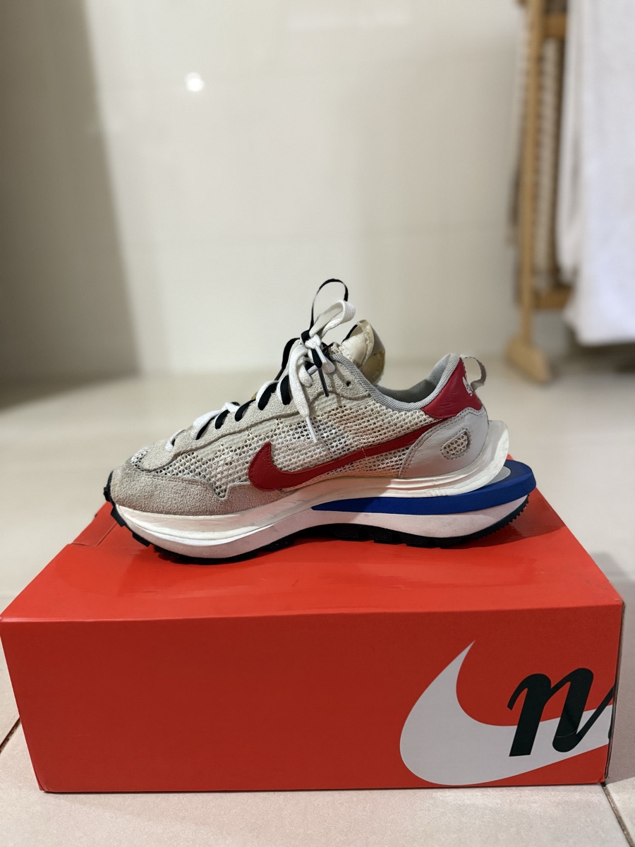 Royal Fuchsia Sacai Vaporwaffle Resell Sacai X Nike VaporWaffle