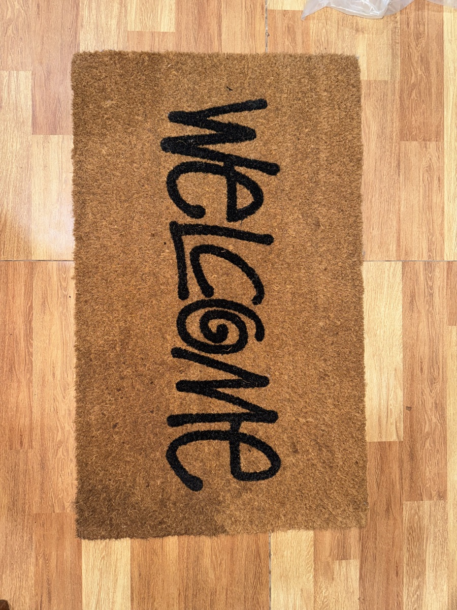 ช้อป Stussy Welcome Matของแท้ที่ SASOM