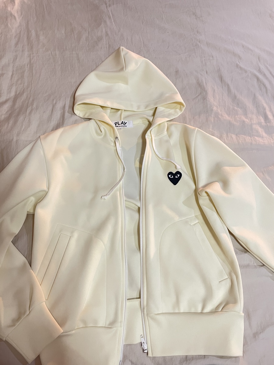 Ivory Comme Des Garcons Hoody COMME DES GARCONS PLAY Heart Hoodie