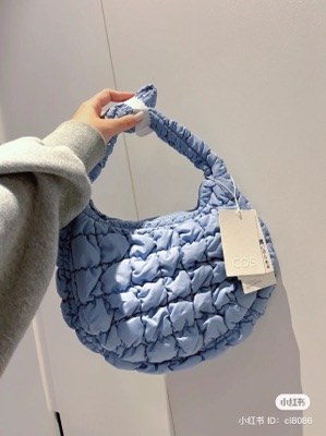 【COS】 Quilted Mini Bag : Light Blue QUILTED MINI BAG - LIGHT BLUE | COS