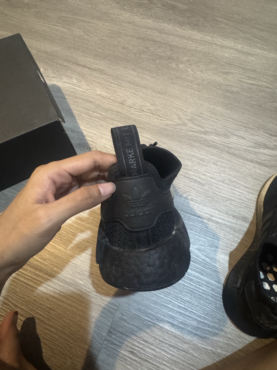 Nmd_r1 Ef4276 BNWB WOMEN'S ADIDAS NMD R1 FADE SHOES “FADING GLITCH