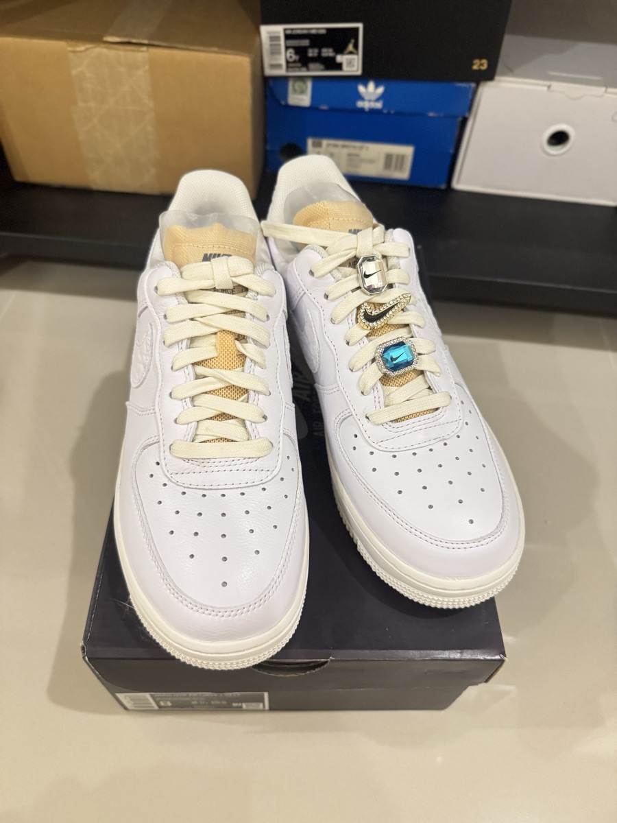 สนีกเกอร์ Nike Air Force Low '07 LX Bling (W) SASOM