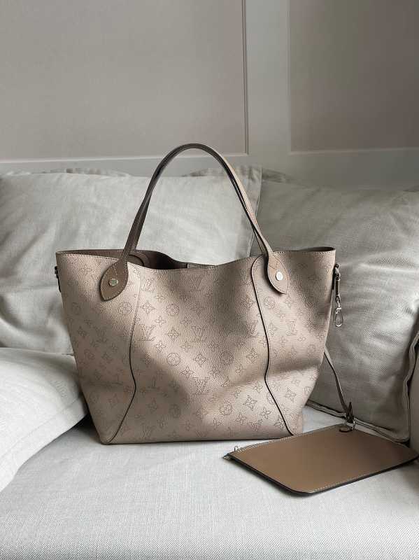 Louis Vuitton Galet Gray Mahina Leather Hina MM