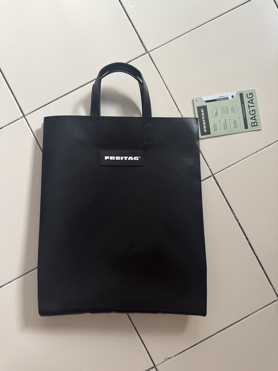 Freitag F52 Miami Vice Shopping Bag Shop Authentic at SASOM