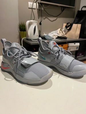 Pg 2.5 best sale on feet