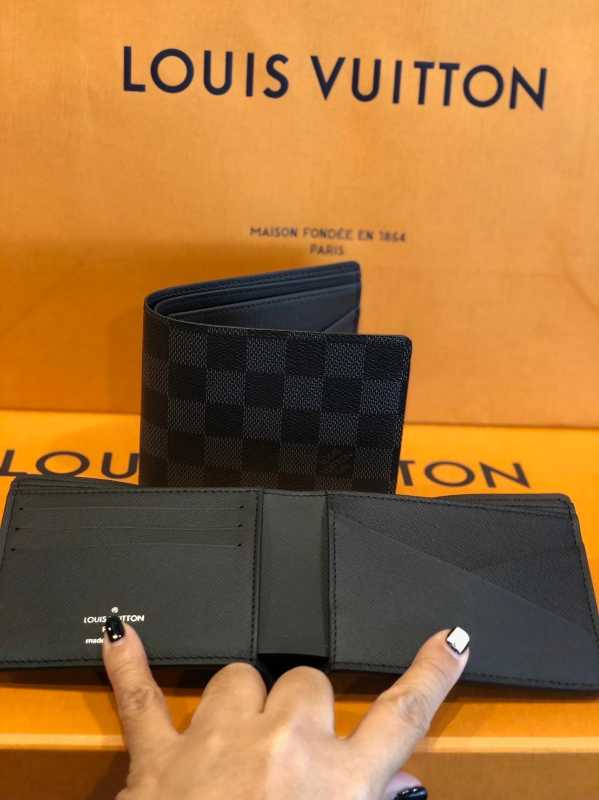 Shop Louis Vuitton DAMIER GRAPHITE Multiple wallet (N62663) by Shabondama