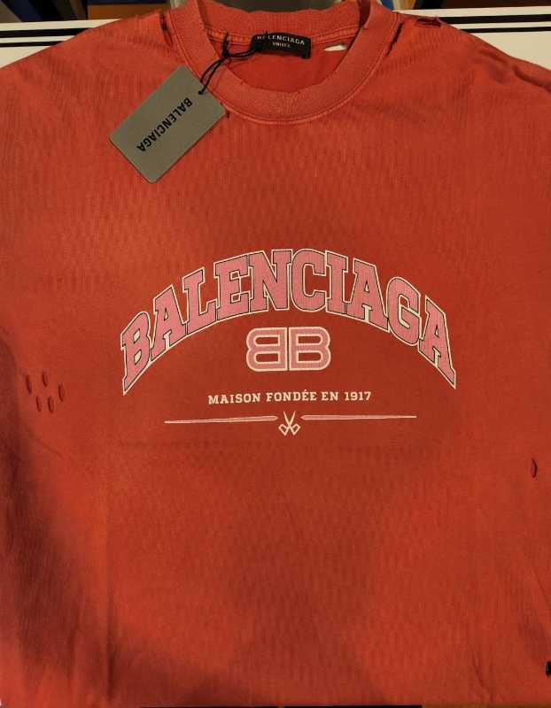 BALENCIAGA Maison balenciaga t-shirt medium fit in red (612966TLVJ16441,  612966TLVJ11074)