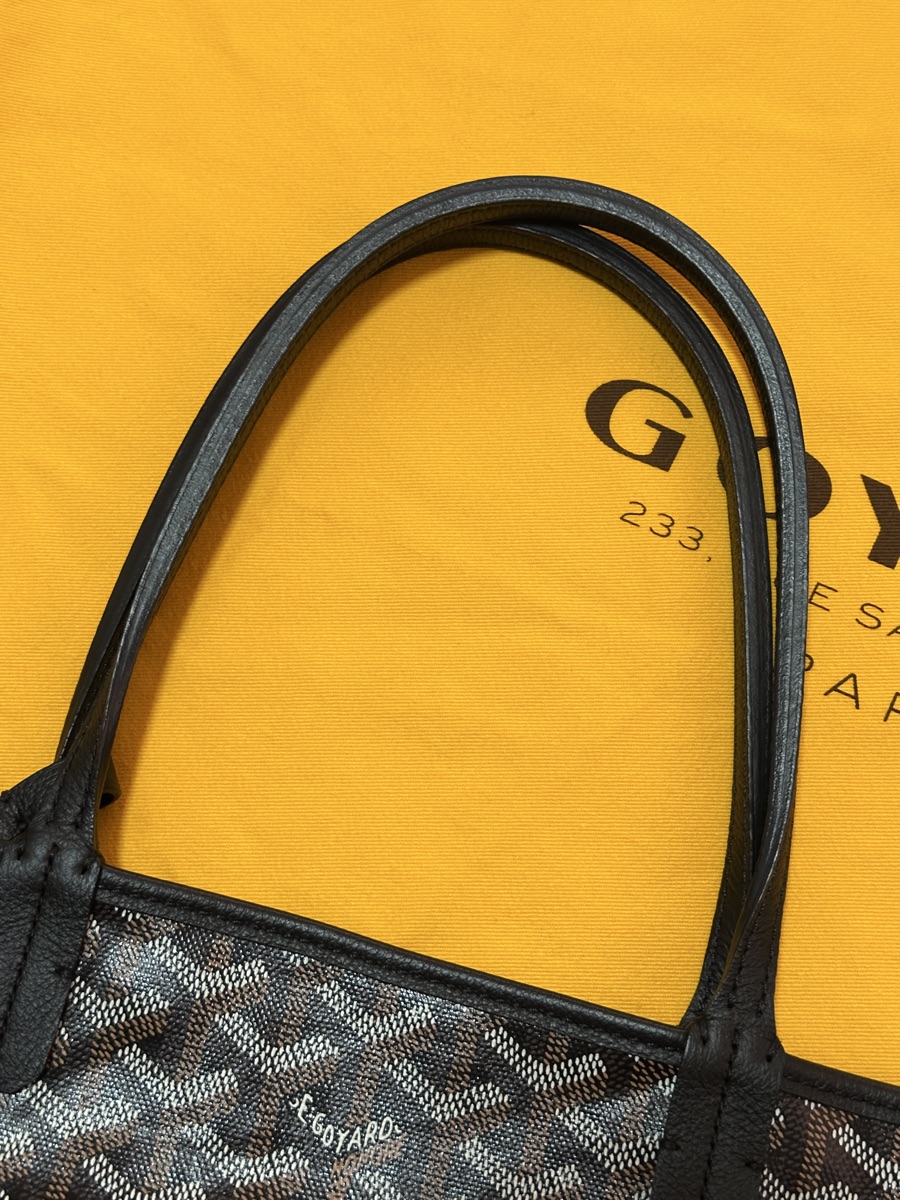 Goyard Saint Louis PM Bag Shop Authentic at SASOM