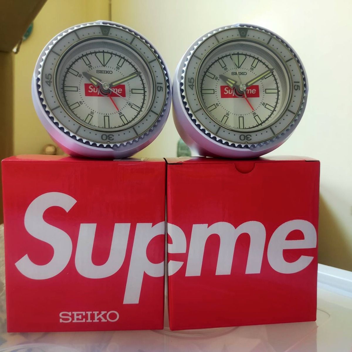 Supreme Seiko Mai Alarm Clock ホワイト 完売 Supreme SEIKO MAI ALARM CLOCK White 25ss NEW Japan | eBay