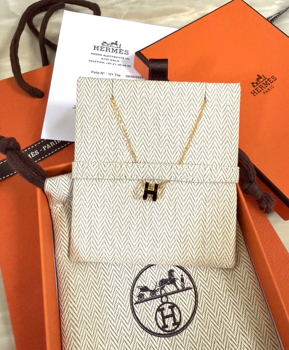 Hermes Mini Pop H Pendant In Lacquered Metal With Gold