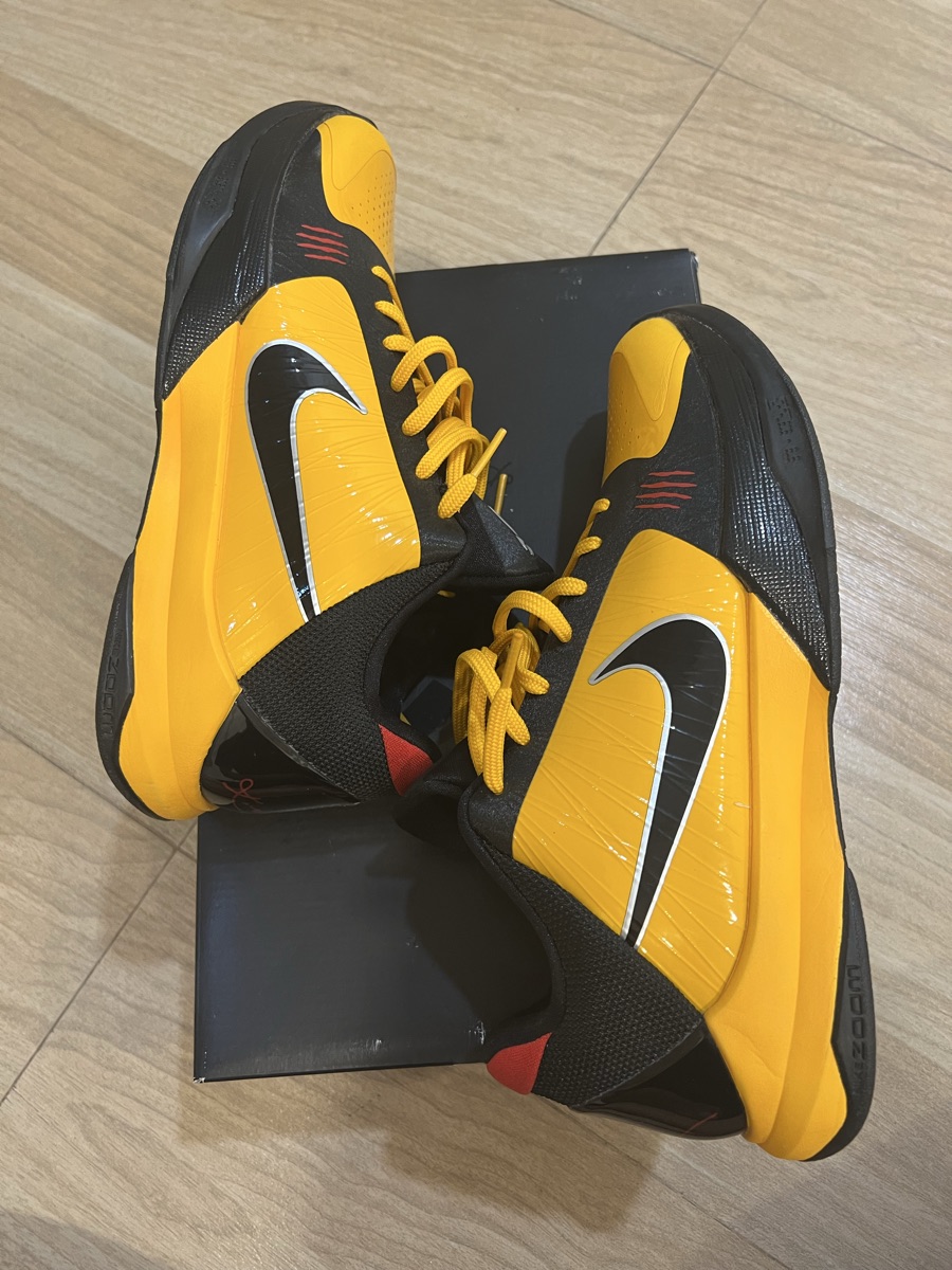 kobe 5 bruce lee resale