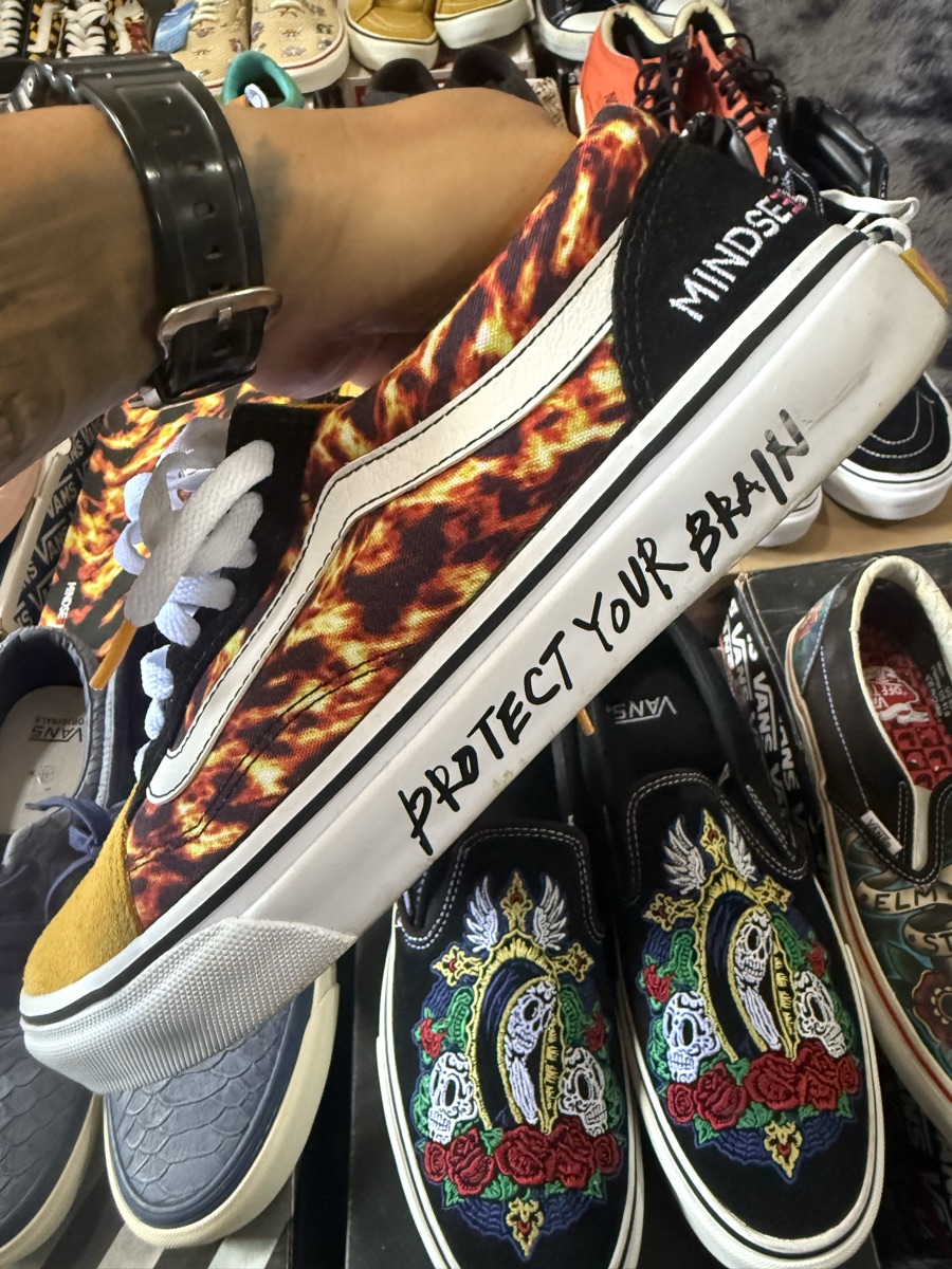 สนีกเกอร์ Vans Old Skool Mindseeker Yellow Fire | SASOM