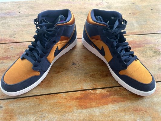 Jordan 1 mid on sale obsidian desert ochre