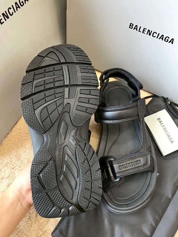 Balenciaga Tourist Sandal In Technical Material Black (W)
