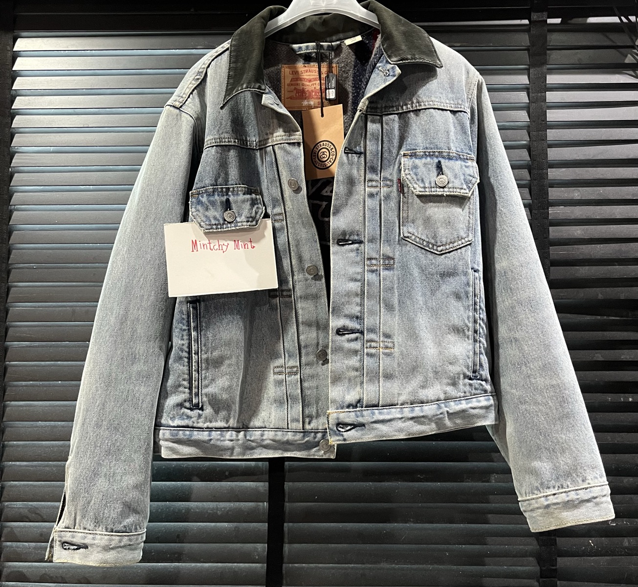 Stussy x Levi's Embossed Trucker Jacket Warn-Indigo