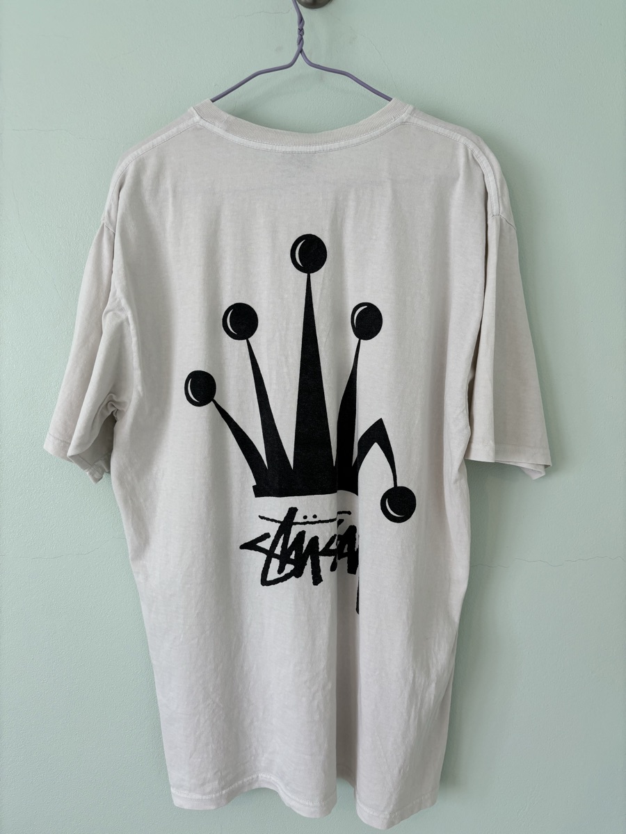 送料・関税込★Stussy★REGAL CROWN TEE PIGMENT DYED★NATURAL Stussy Regal Crown Pigment Dyed Natural Tee | Senikersku
