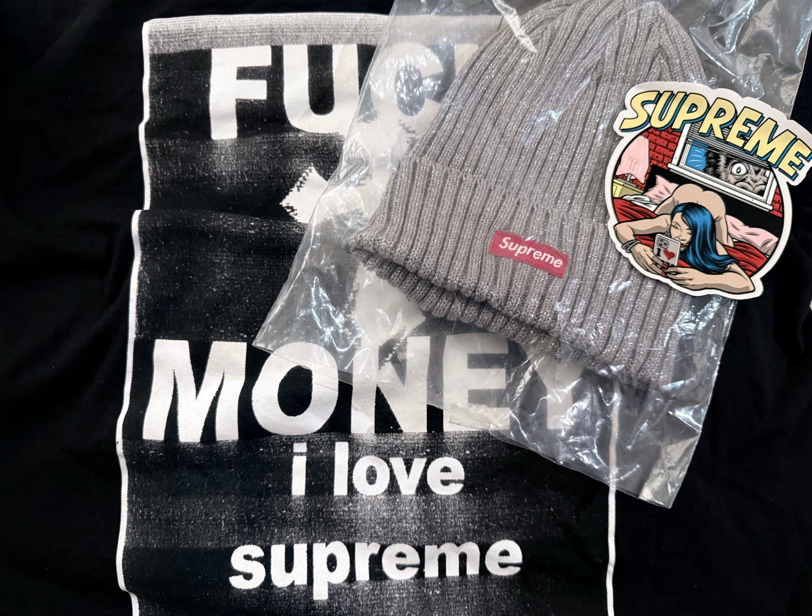 新品!送料込!Supreme Overdyed Beanie Silver Supreme Overdyed Beanie Metallic Silver (25SS) | eBay