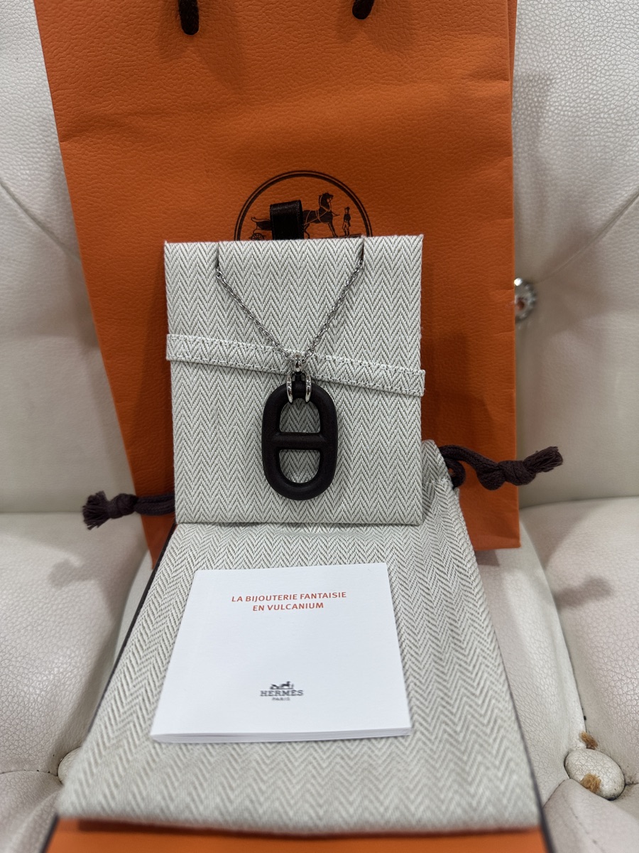 Buy Hermes Collier Chaine D Ancre Vulcanium Brun | SASOM