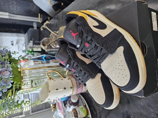 jordan 1 sail university gold