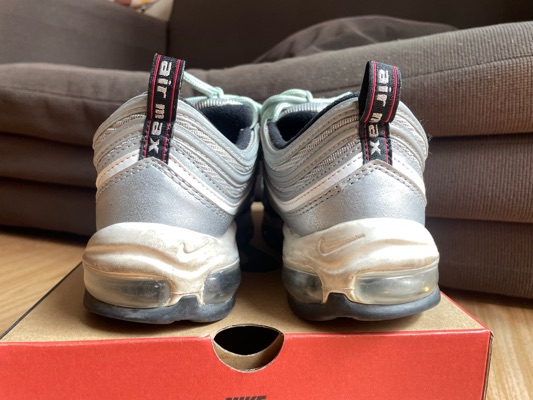 air max 97 silver bullet fake vs real