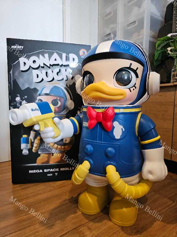 Pop Mart Mega Space Molly Donald Duck 1000% | SASOM