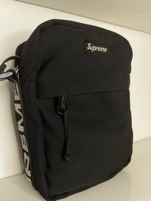 Supreme shoulder hot sale bag ss18