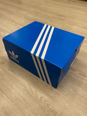 ADIDAS NMD R1 LOUIS VUITTON SUPREME, Luxury, Apparel on Carousell