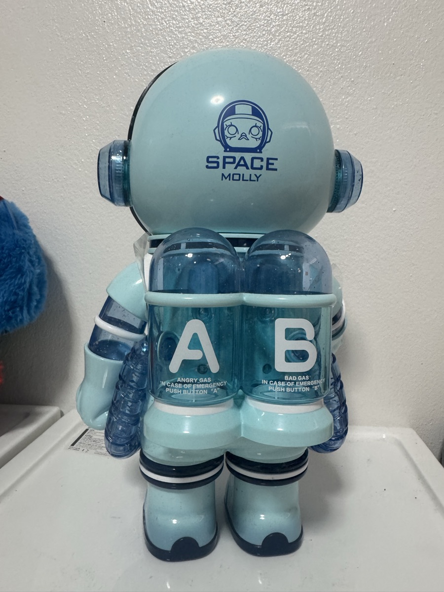 เช็คการ์ด) Pop Mart Uranus (Mega Space Molly Planet Series Fiqures