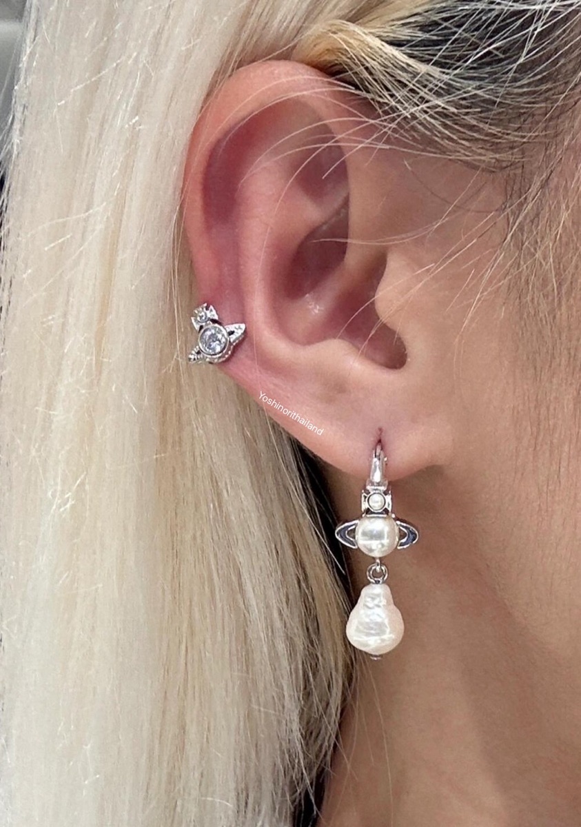 Vivienne Westwood ピアス 62010220-02P102 LONDON ORB EARRINGS London Orb Earrings - Silver - 62010220-02P102-SM – Sarah Layton