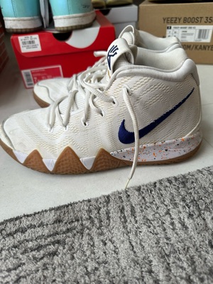 シューズ(男性用) NIKE KYRIE4 \"Uncle Drew\" 28cm Nike kyrie uncle drew basketball shoes